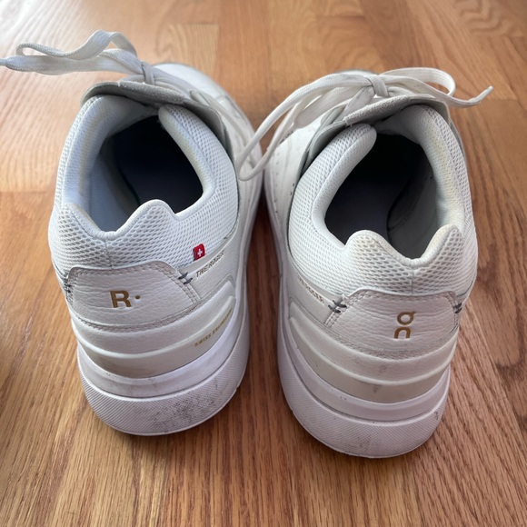 On Running THE RODGER Advantage Pro - Picture 2 of 5